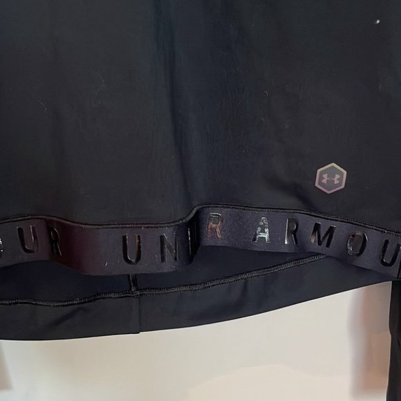UNDER Armour black long sleeve T Zip top - Picture 5 of 7